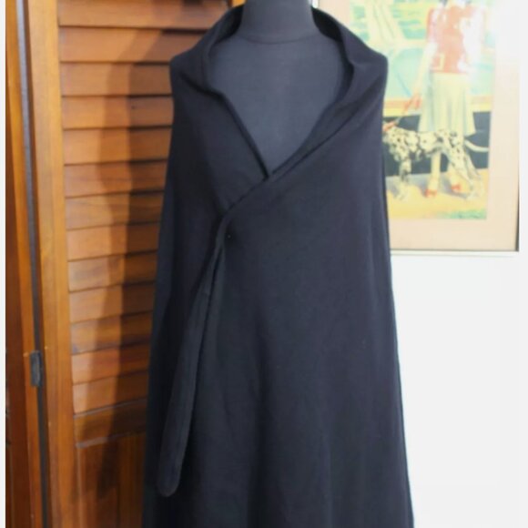 Isabel Canovas Rare Vintage Classic Black Cashmere Wrap - Picture 2 of 8